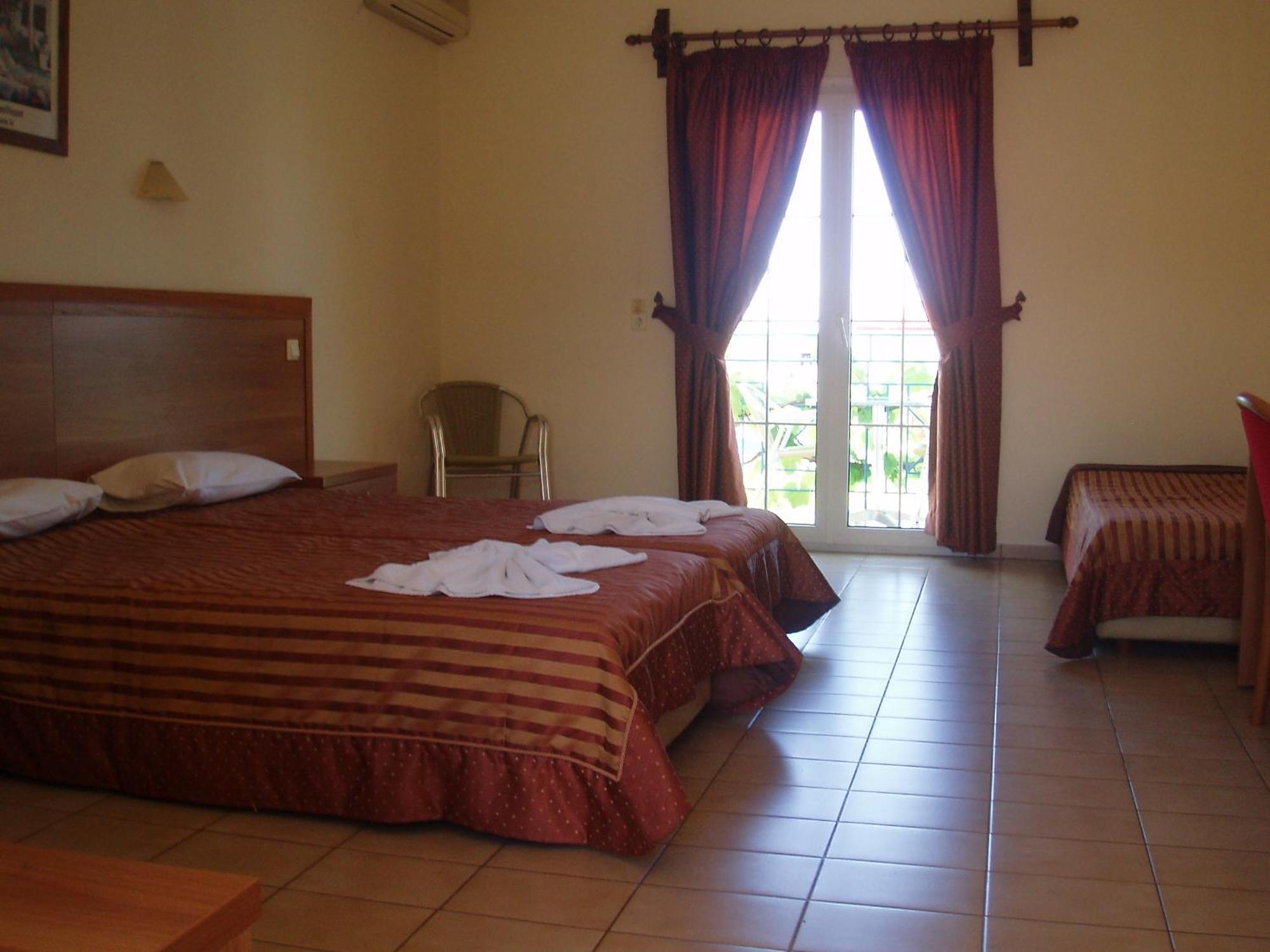 Anaxos Hotel Eksteriør billede